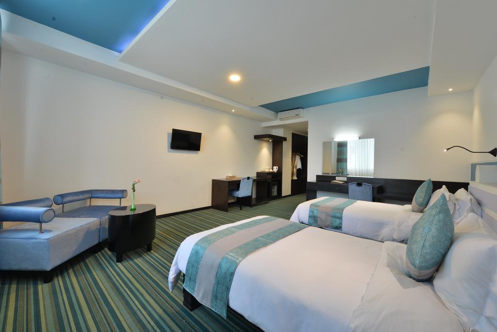 מנדלאי Hotel Marvel מראה חיצוני תמונה